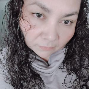 Meet your Posher, Lorena